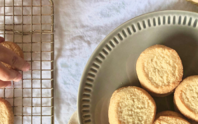 Almond & Collagen Shortbread Cookies